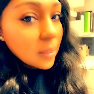 Meet your Posher, Nikki